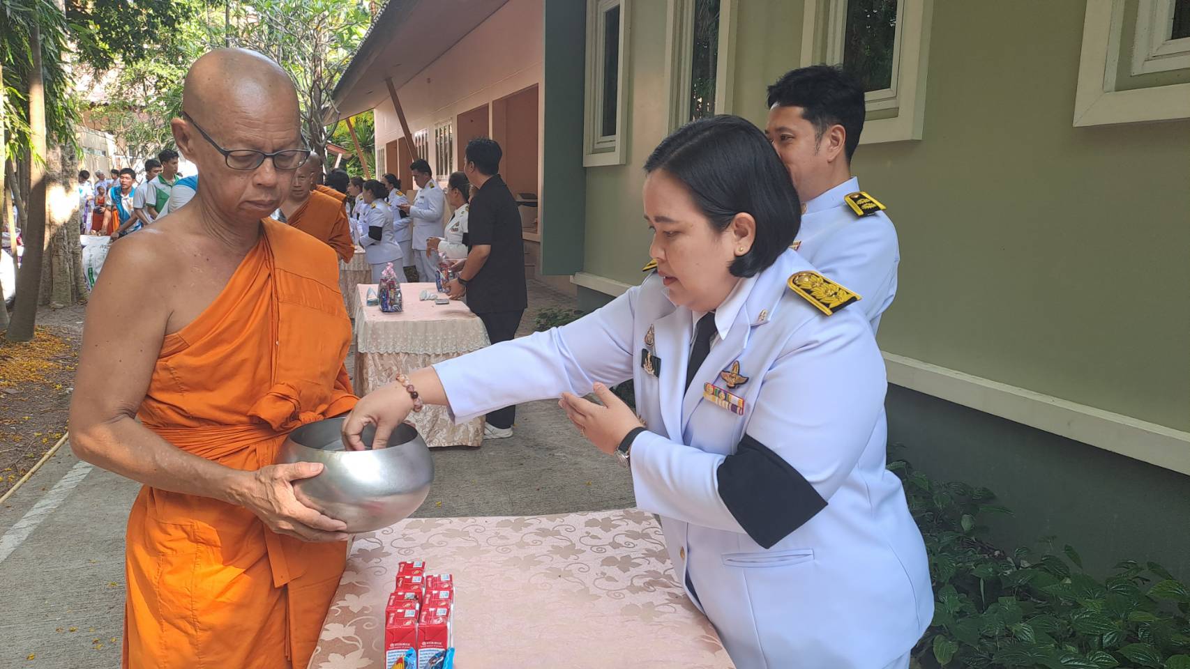 title - ส.ป.ก.นครปฐม เข้าร่วมพิธีเจริญพระพุทธมนต์และพิธีตักบาตร เฉลิมพระเกียรติสมเด็จพระกนิษฐาธิราชเจ้า กรมสมเด็จพระเทพรัตนราชสุดา สยามบรมราชกุมารี เนื่องวันคล้ายวันพระราชสมภพ 2 เมษายน และพิธีทอดผ้าป่าสมทบกองทุนพัฒนาเด็กชนบทในพระราชูปถัมภ์สมเด็จพระเทพรัตนราชสุดาฯ สยามบรมราชกุมารี
